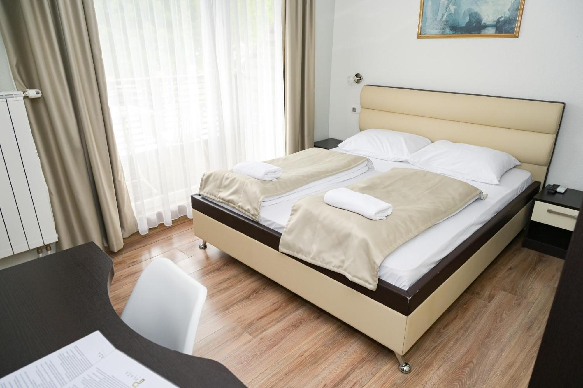 Motel Plaza Jajce Buitenkant foto