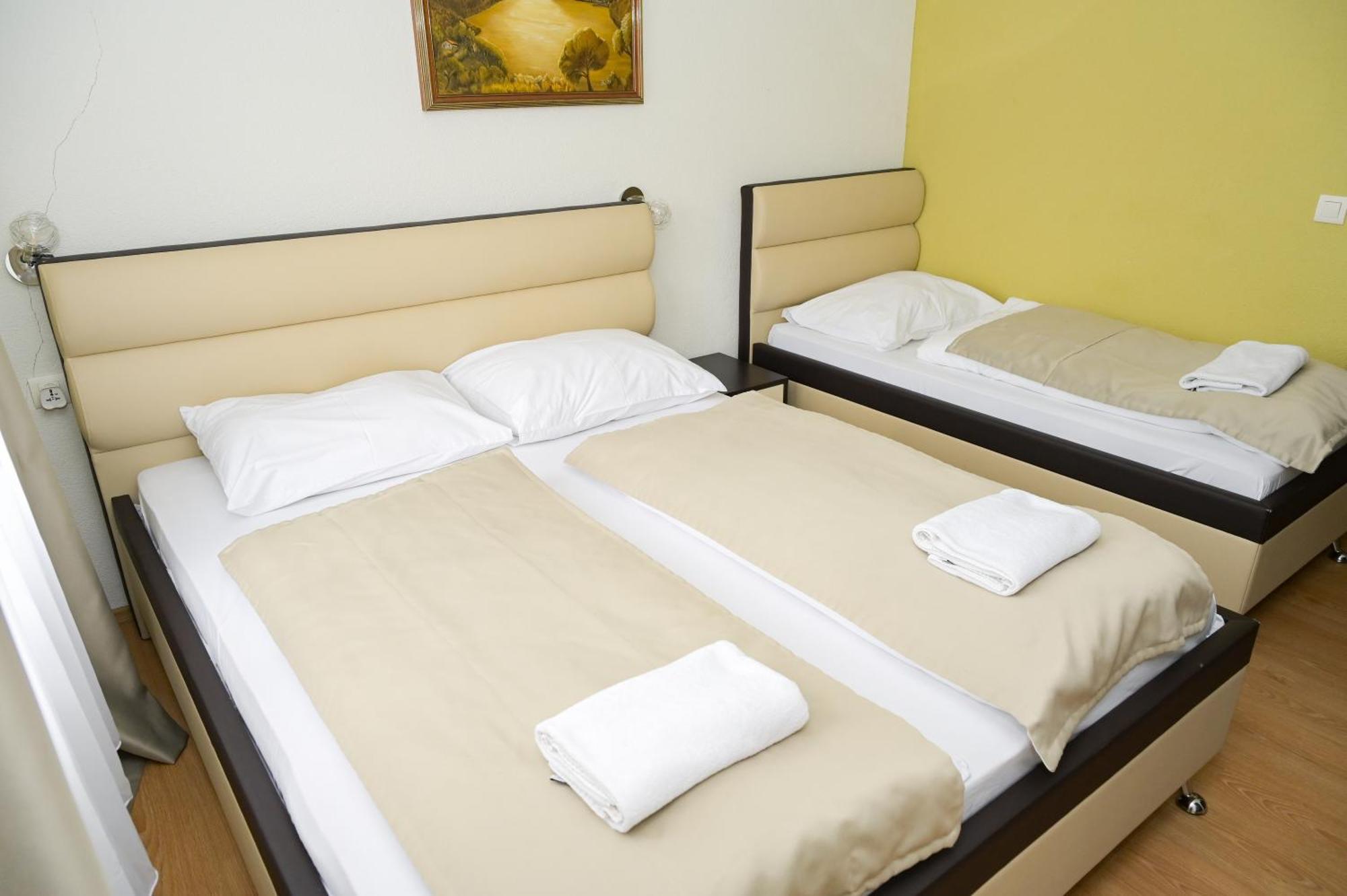 Motel Plaza Jajce Buitenkant foto