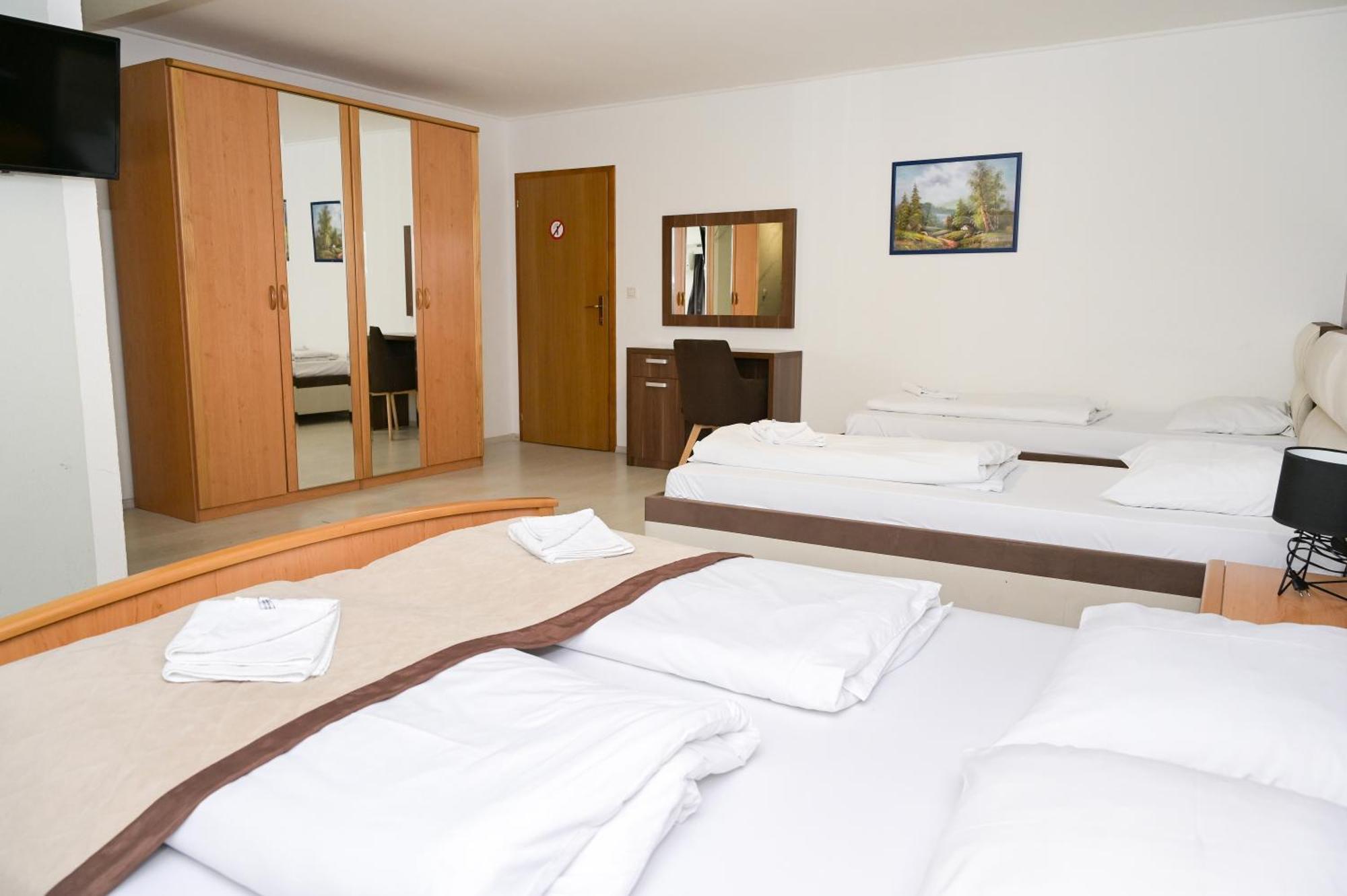 Motel Plaza Jajce Buitenkant foto