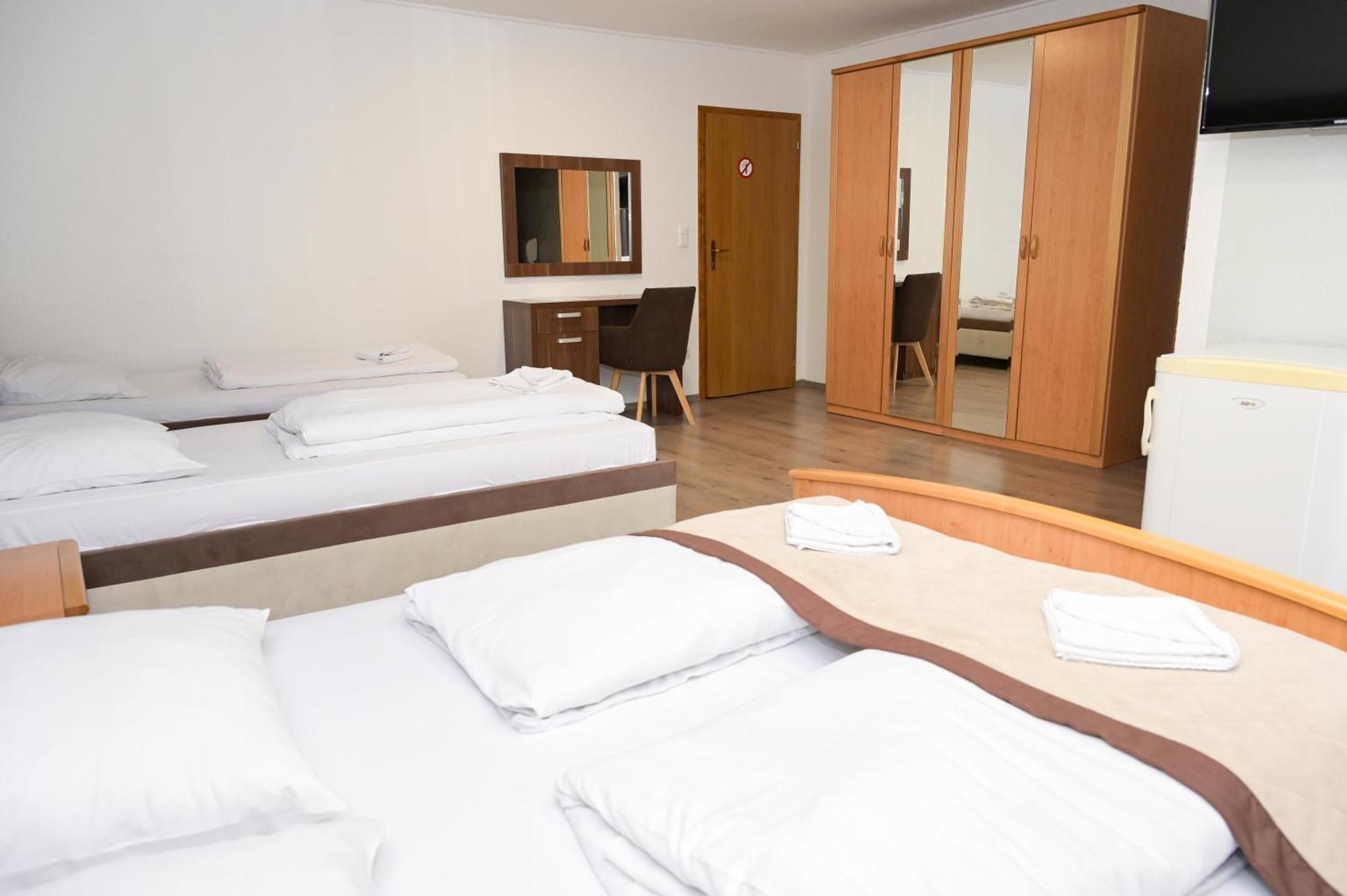 Motel Plaza Jajce Buitenkant foto