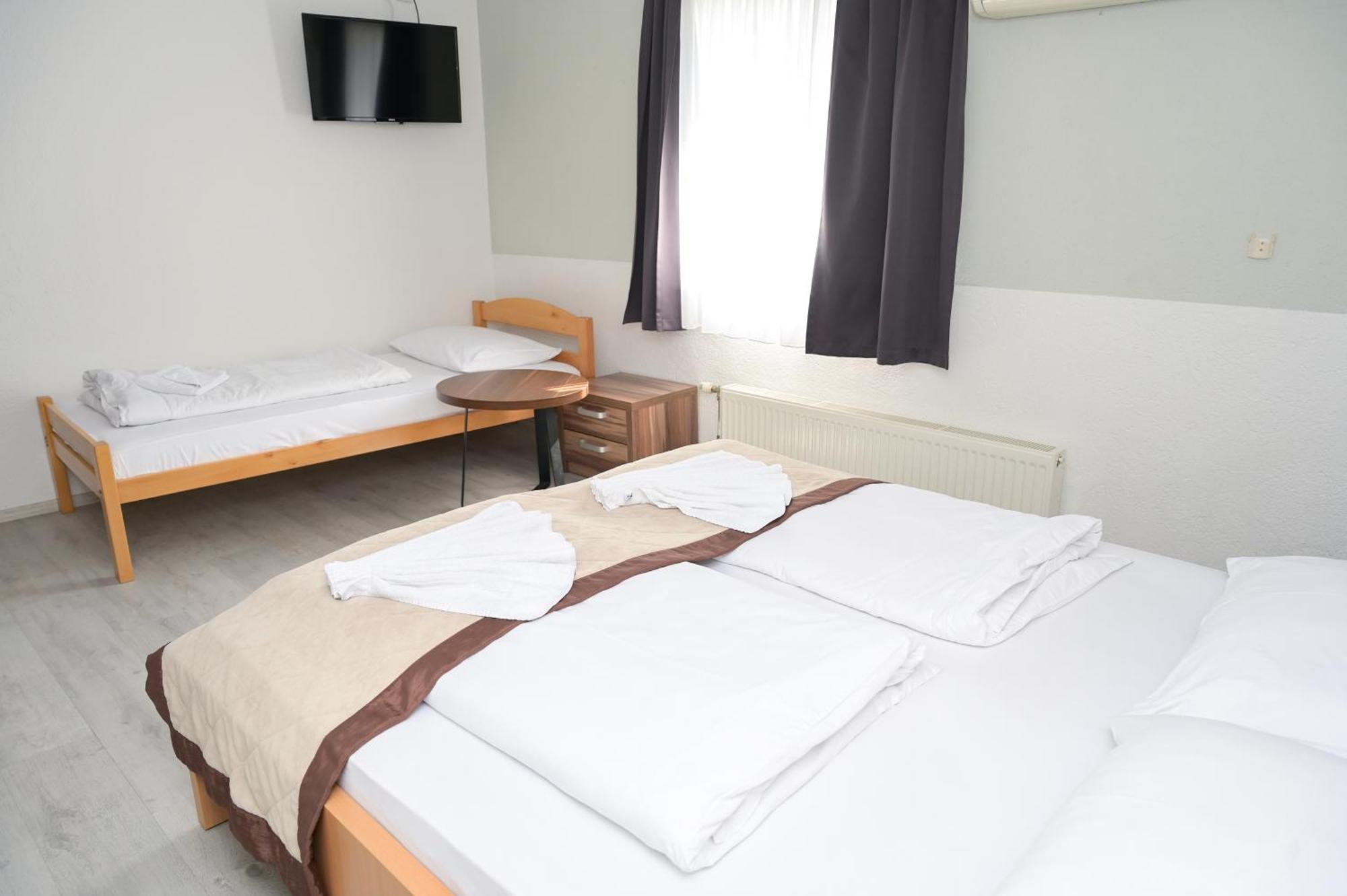 Motel Plaza Jajce Buitenkant foto