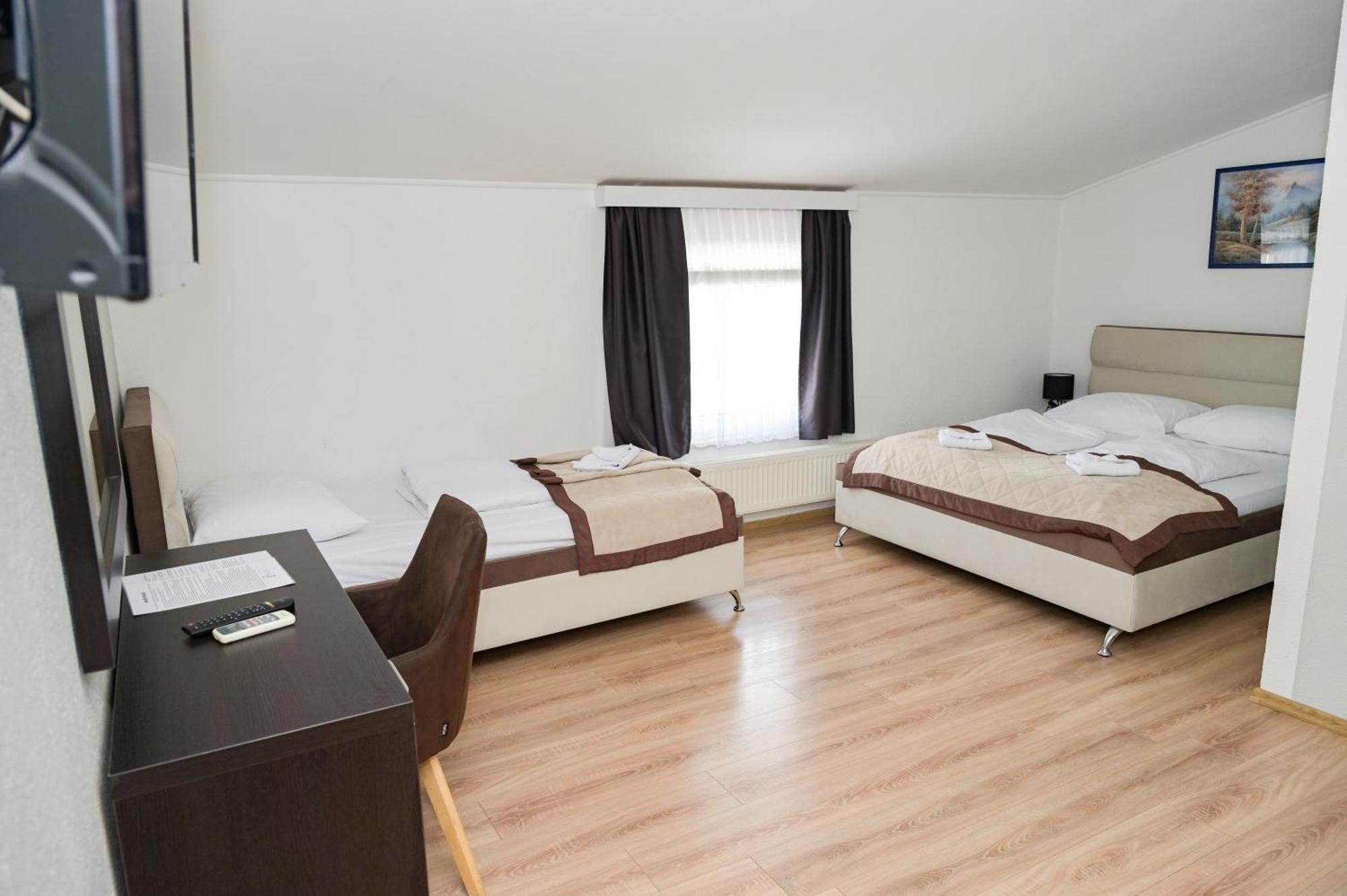 Motel Plaza Jajce Buitenkant foto