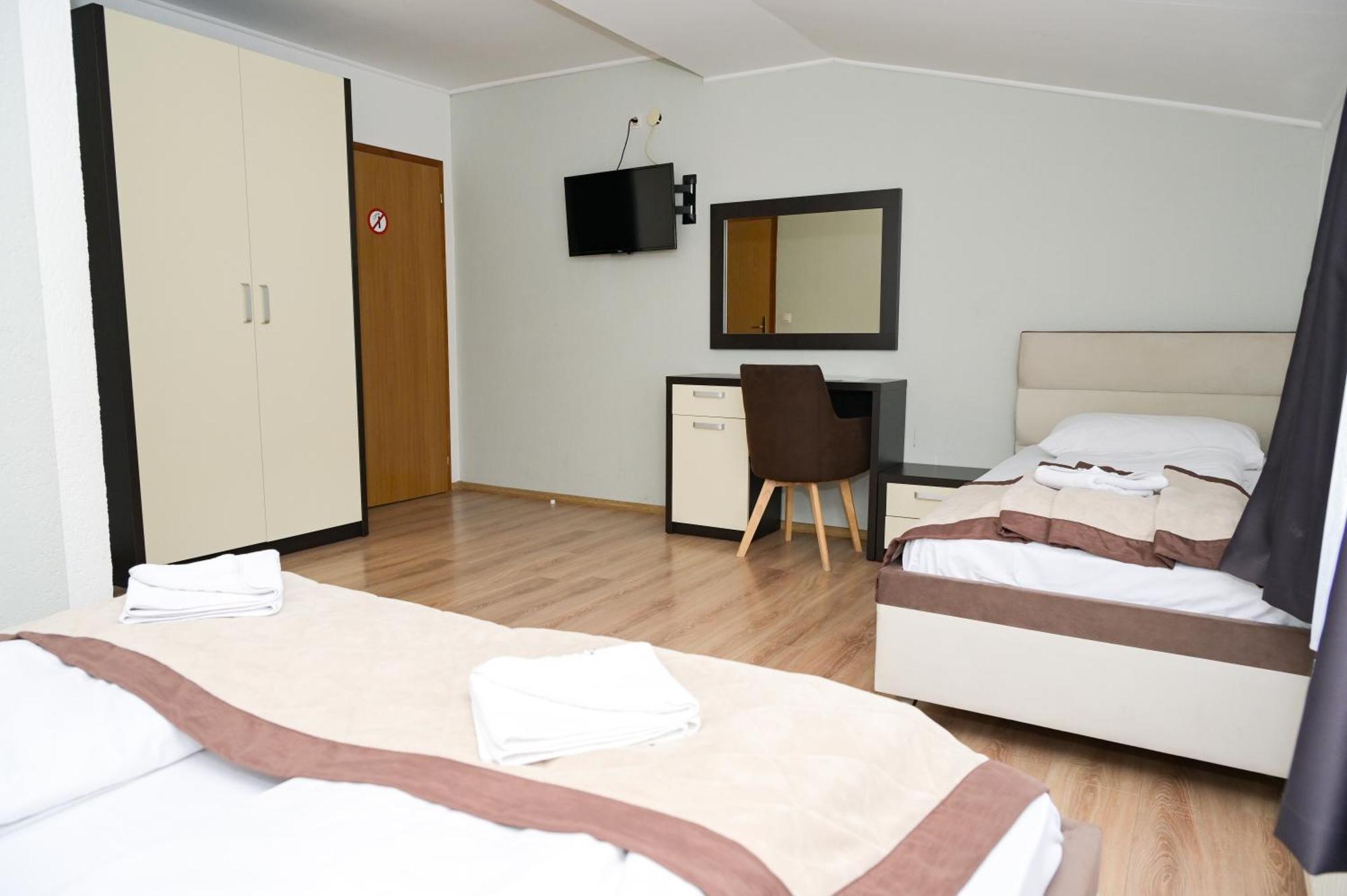 Motel Plaza Jajce Buitenkant foto